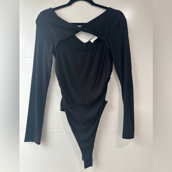 ASTR Nordstrom Black Cut Out Twist Front Long Sleeve Thong Bodysuit Versatile S - Picture 7 of 11